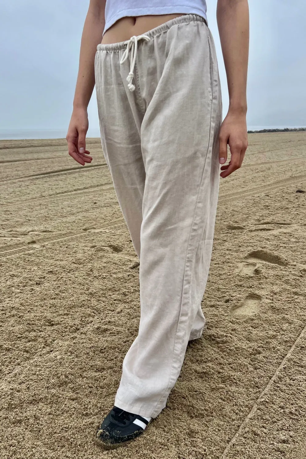 Anastasia Linen Pants - Shop now for trendy linen pants in stylish Anastasia design.