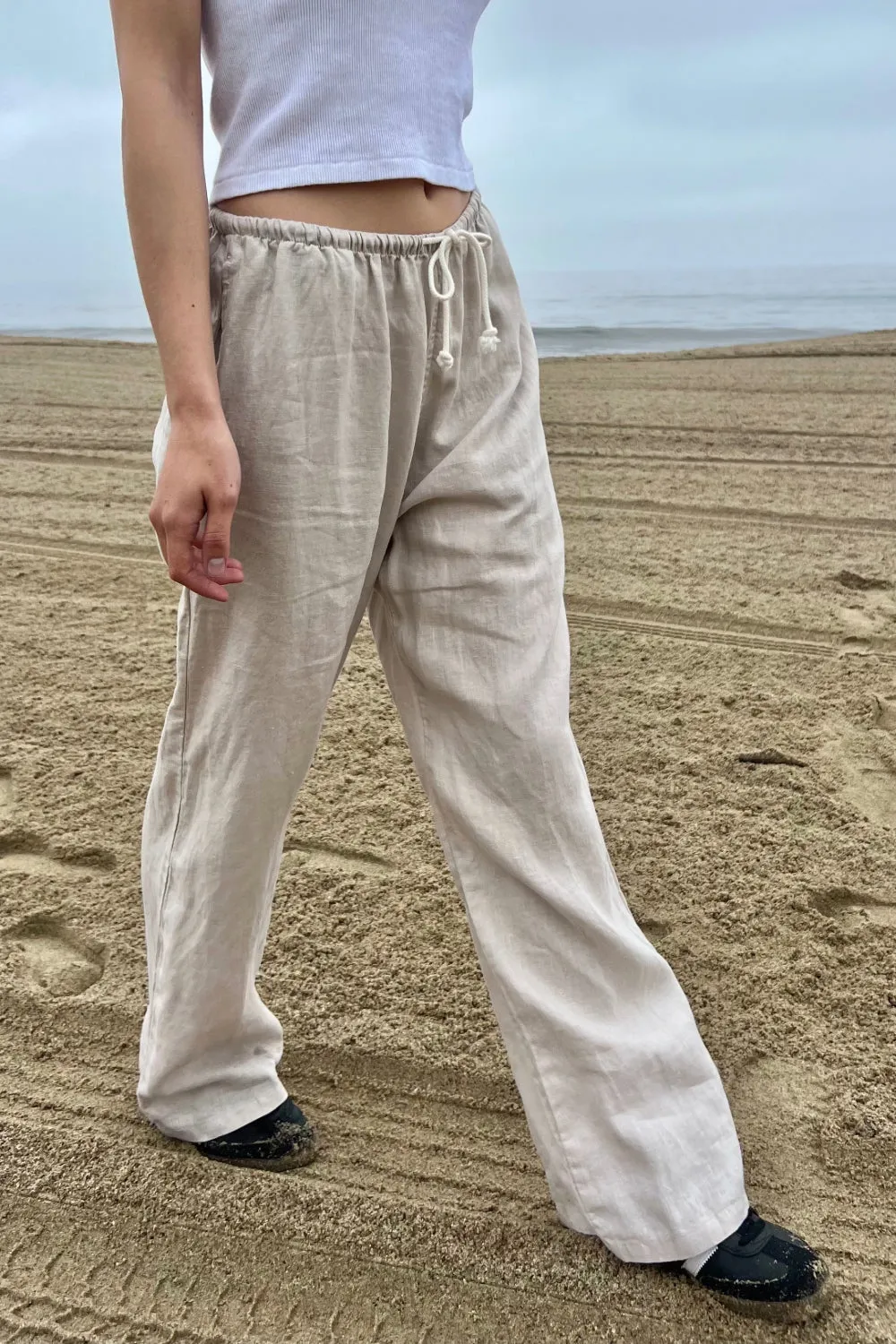 Anastasia Linen Pants - Shop now for trendy linen pants in stylish Anastasia design.