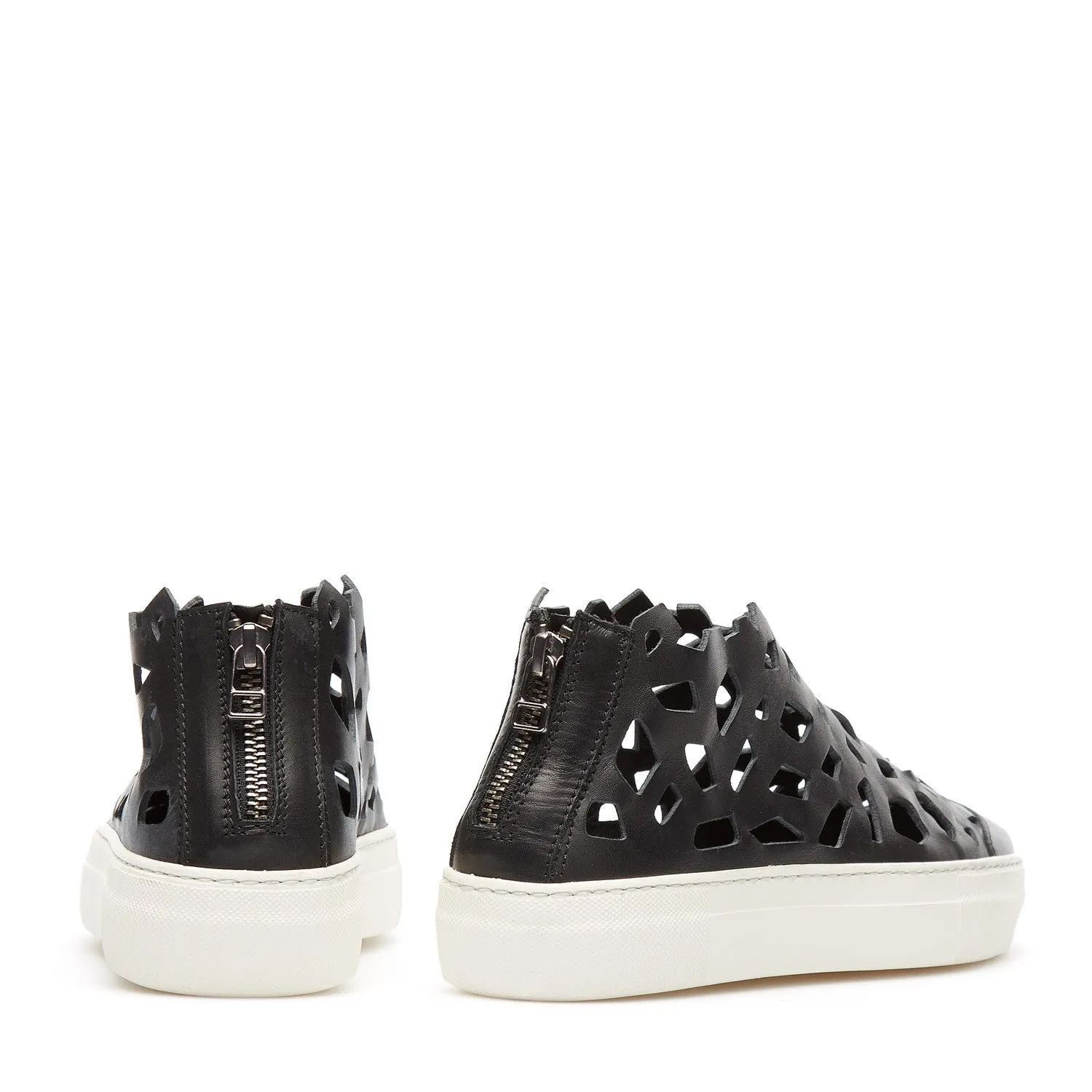 Black Round Matt Sneakers