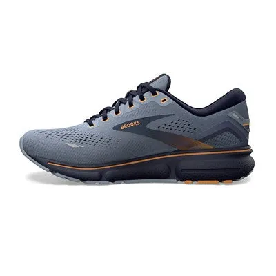 Brooks Ghost 15 shoe.