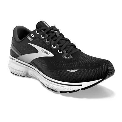 Brooks Ghost 15 shoe.