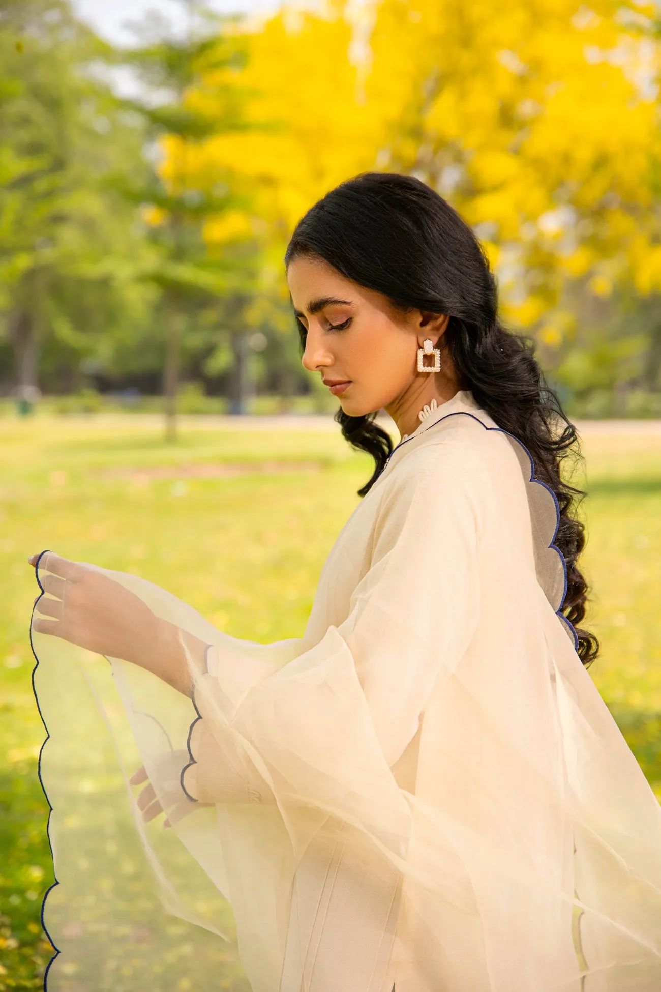 Embroidered Dupatta Pinucks Shirt