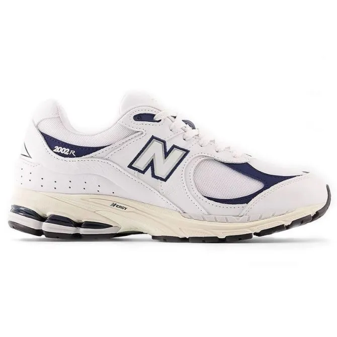 New Balance M2002RHQ sneakers