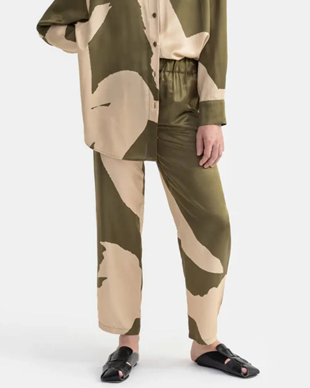 Olive Pants for Women - Aurora Collection - Trendy and Versatile Clothing