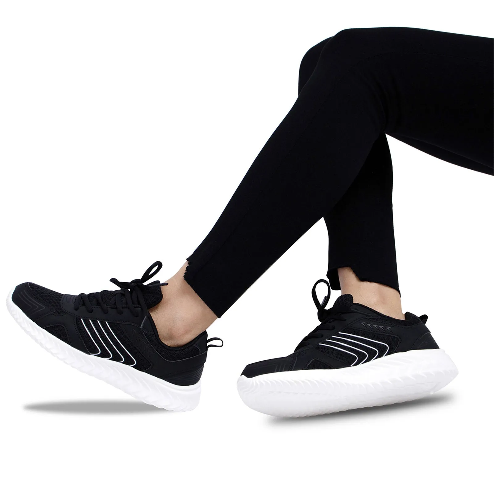 Outdoor Women's Mesh Sneakers