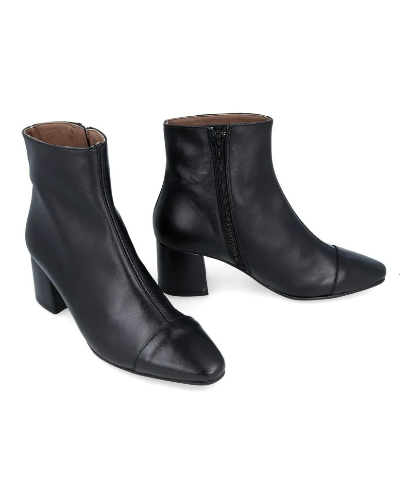 Patricia Miller Monaco black ankle boots 6174