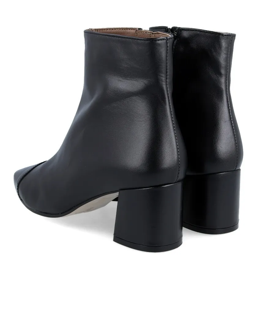 Patricia Miller Monaco black ankle boots 6174