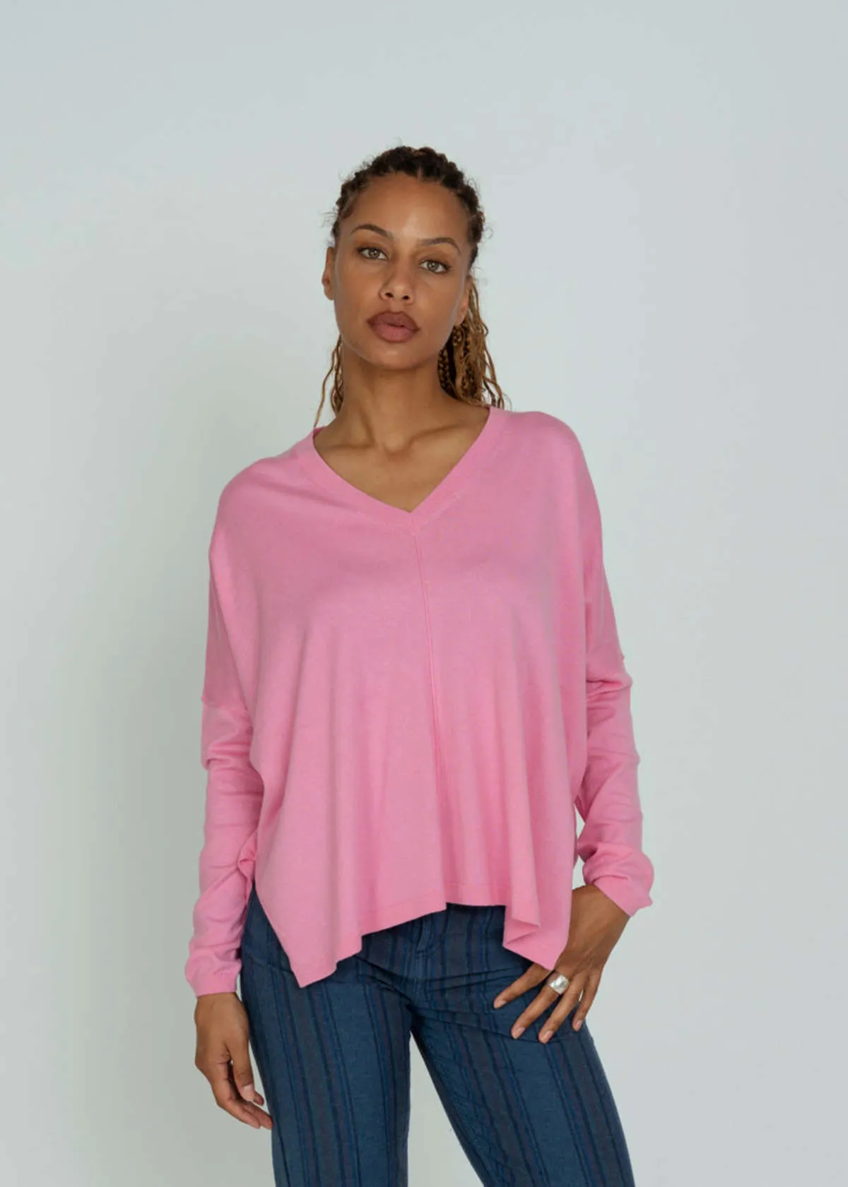 Relaxed V-Neck Sweater - Raspberry