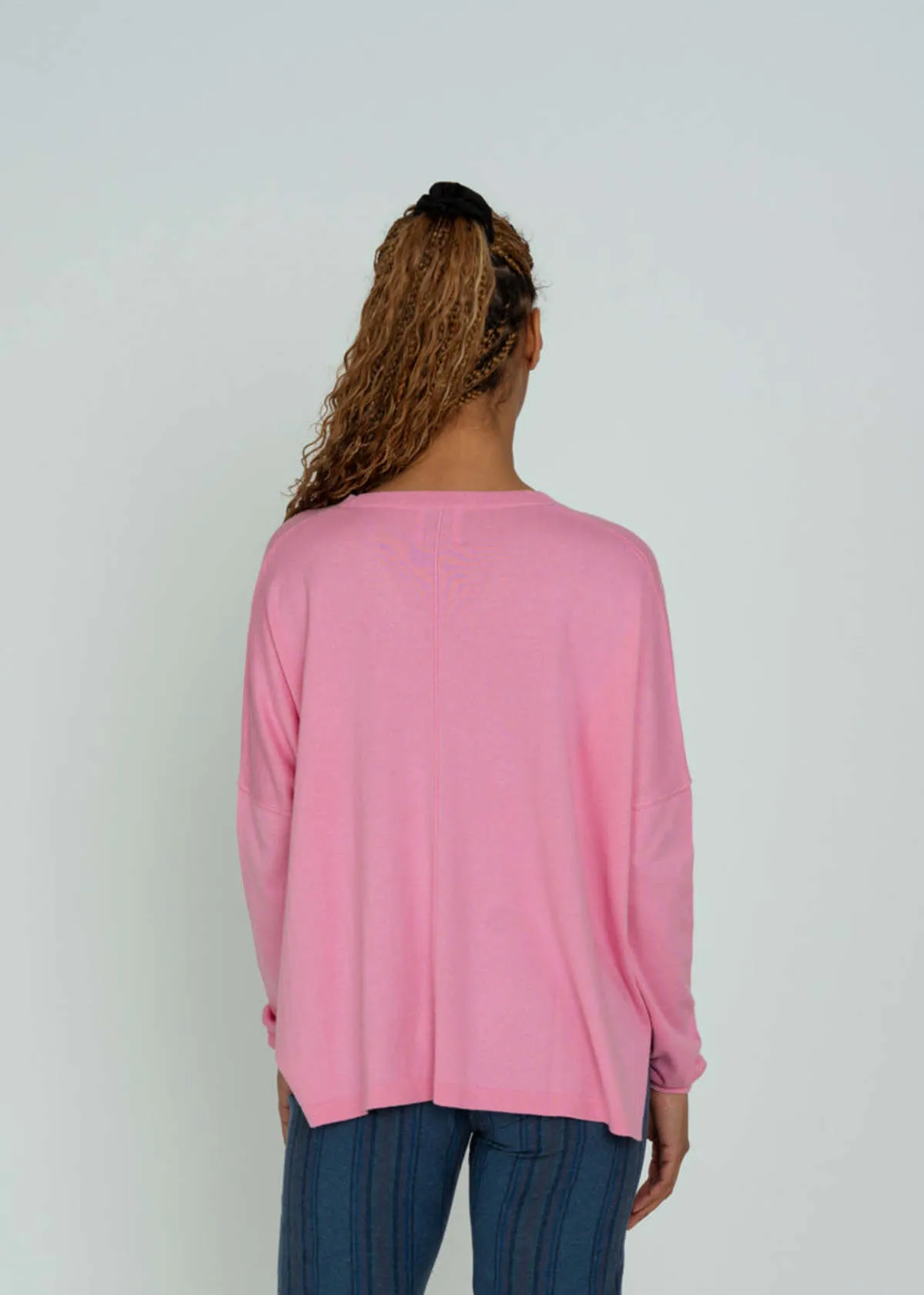 Relaxed V-Neck Sweater - Raspberry