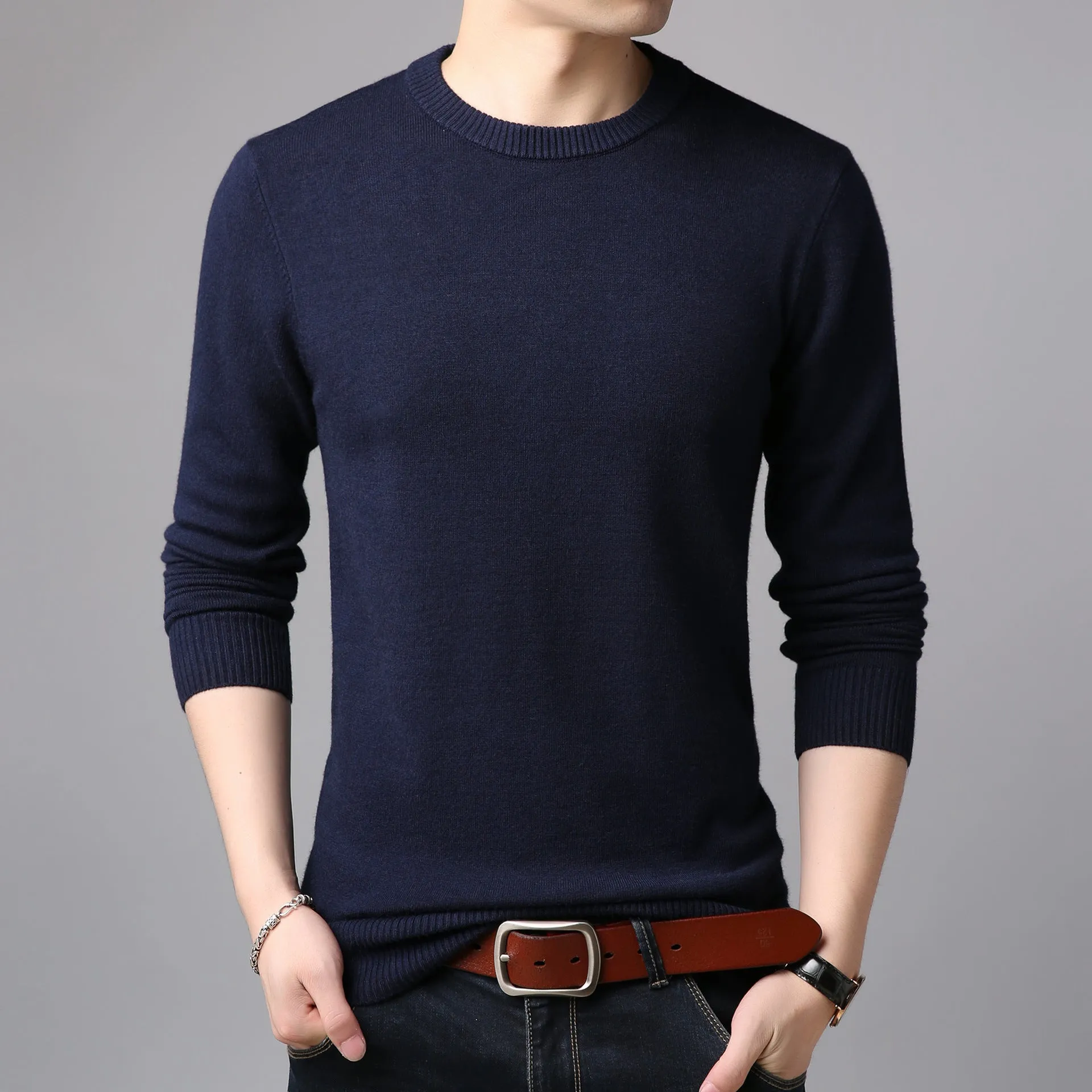 Round Neck Sweater Men