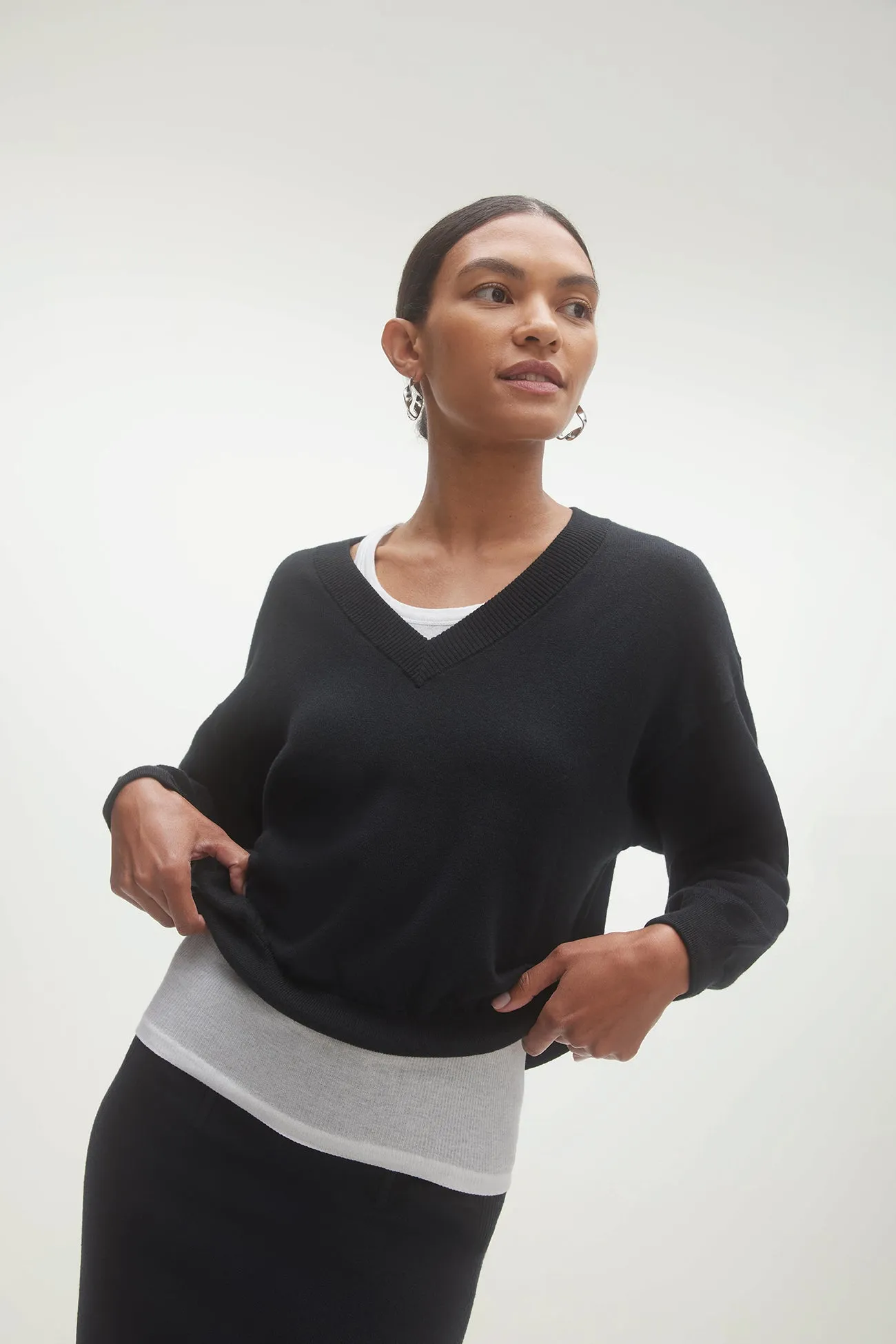 SABRINA V-NECK SWEATER