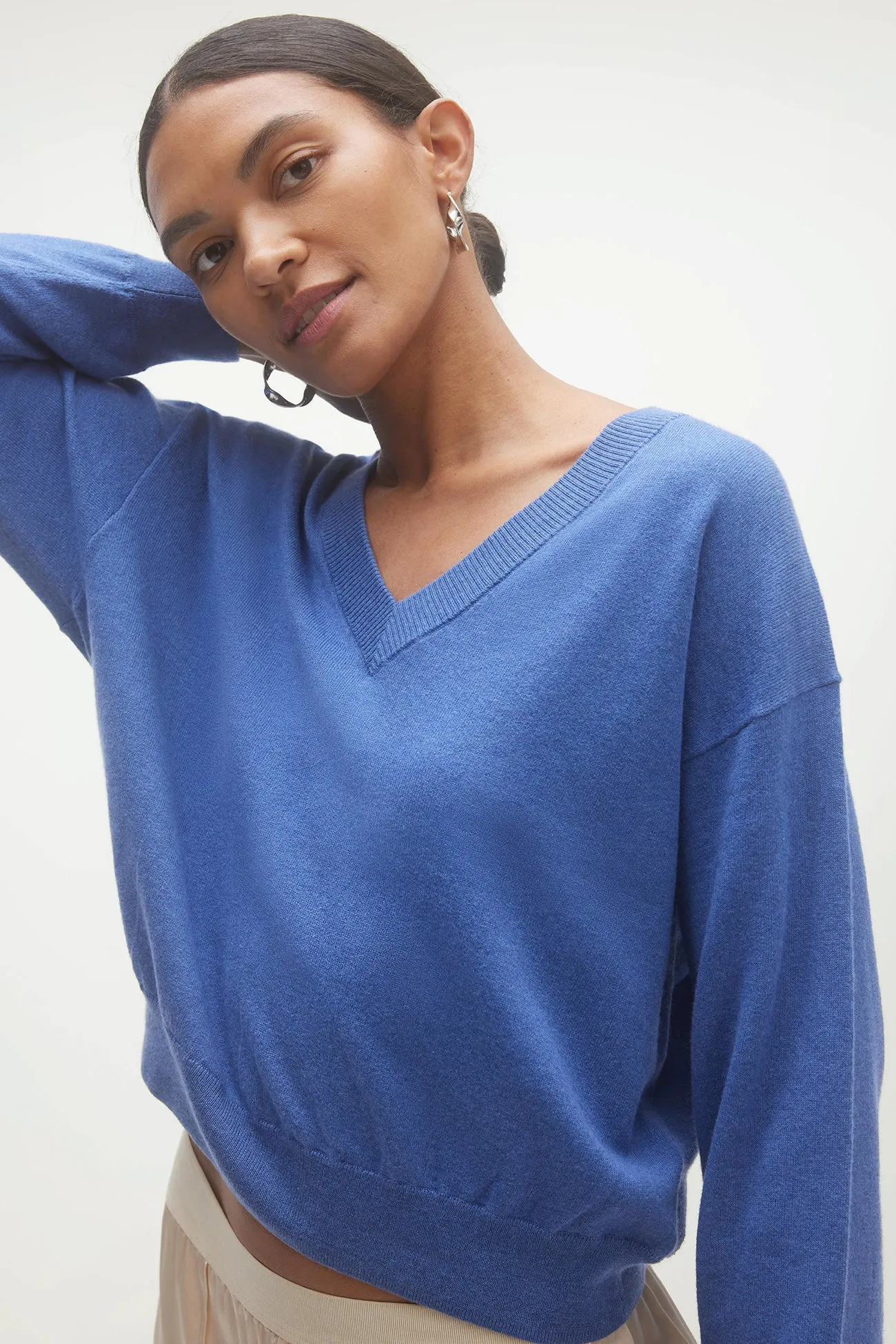 SABRINA V-NECK SWEATER