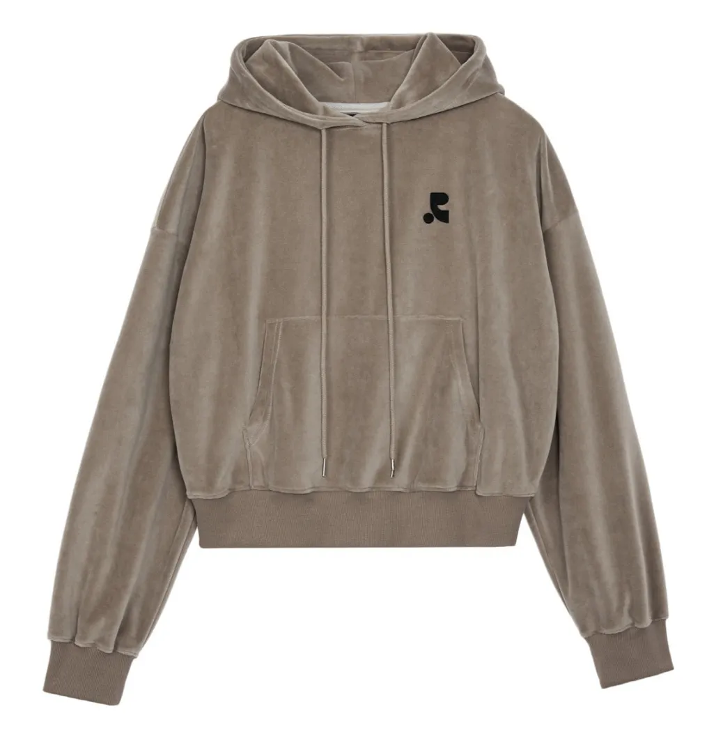 Street style logo hoodies & sweatshirts for rest and recreation